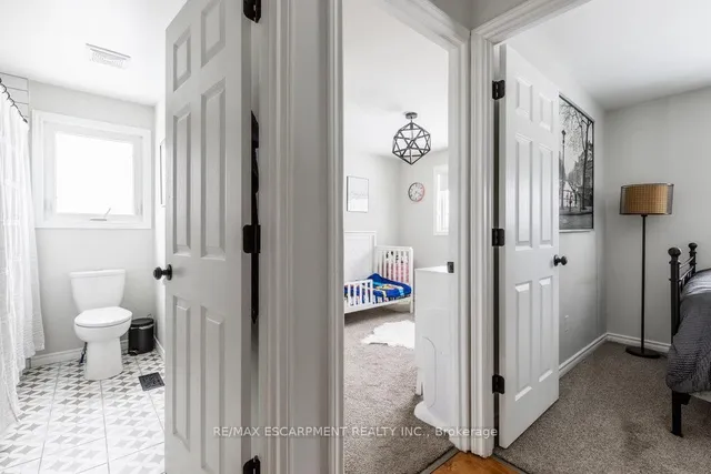 Additional property image - 98 Forestgate Dr