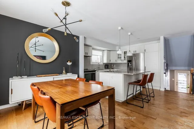 Additional property image - 98 Forestgate Dr