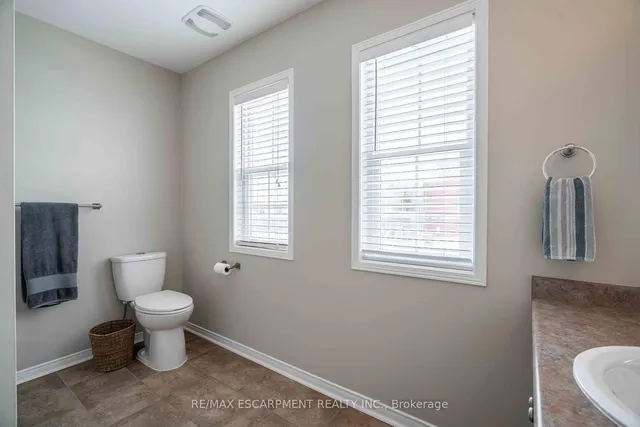 Additional property image - 212 Bradley Ave