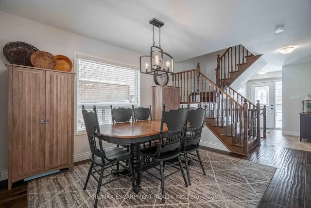 Additional property image - 212 Bradley Ave