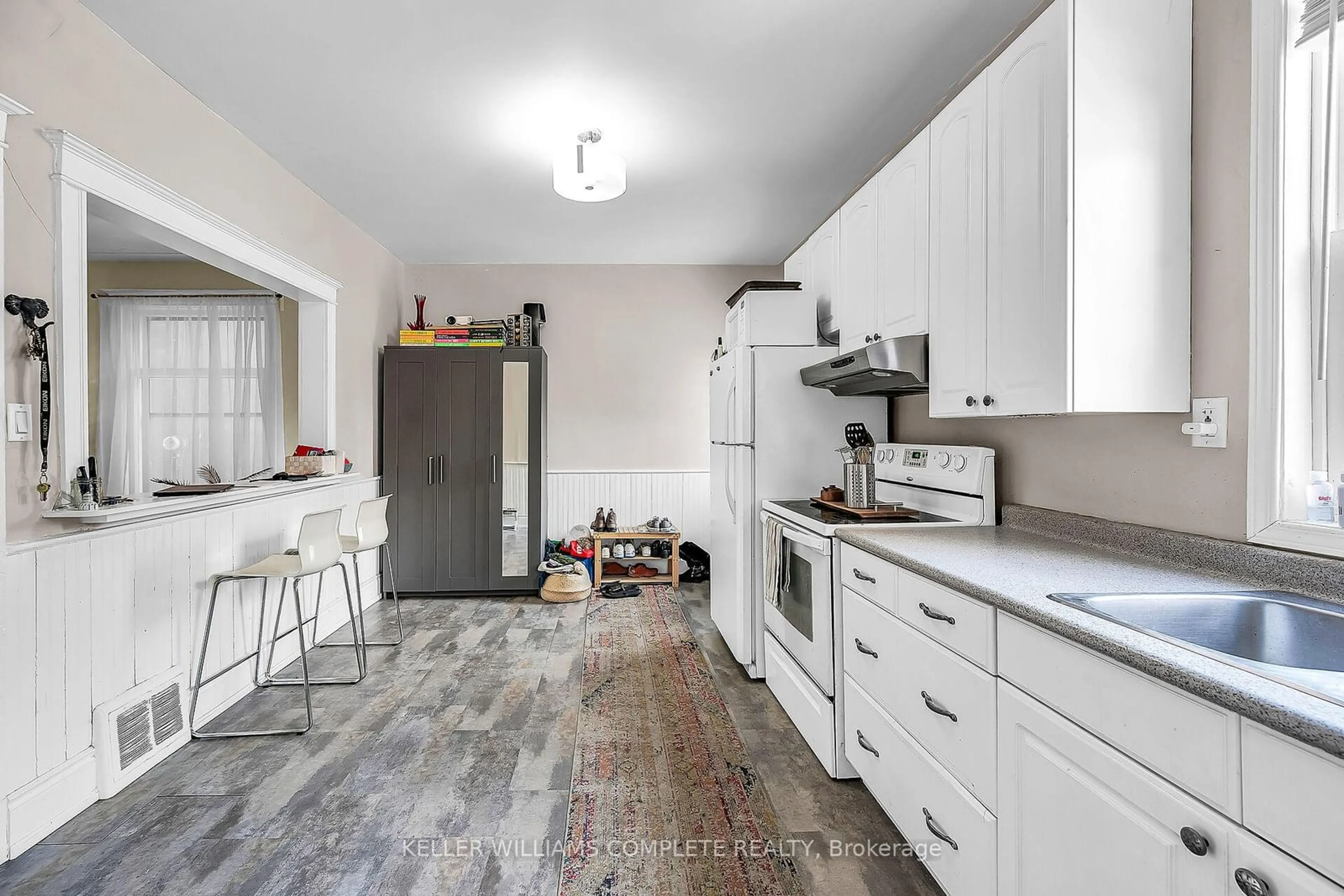 Standard kitchen, unknown for 156 BURRIS St, Hamilton Ontario L8M 2J8