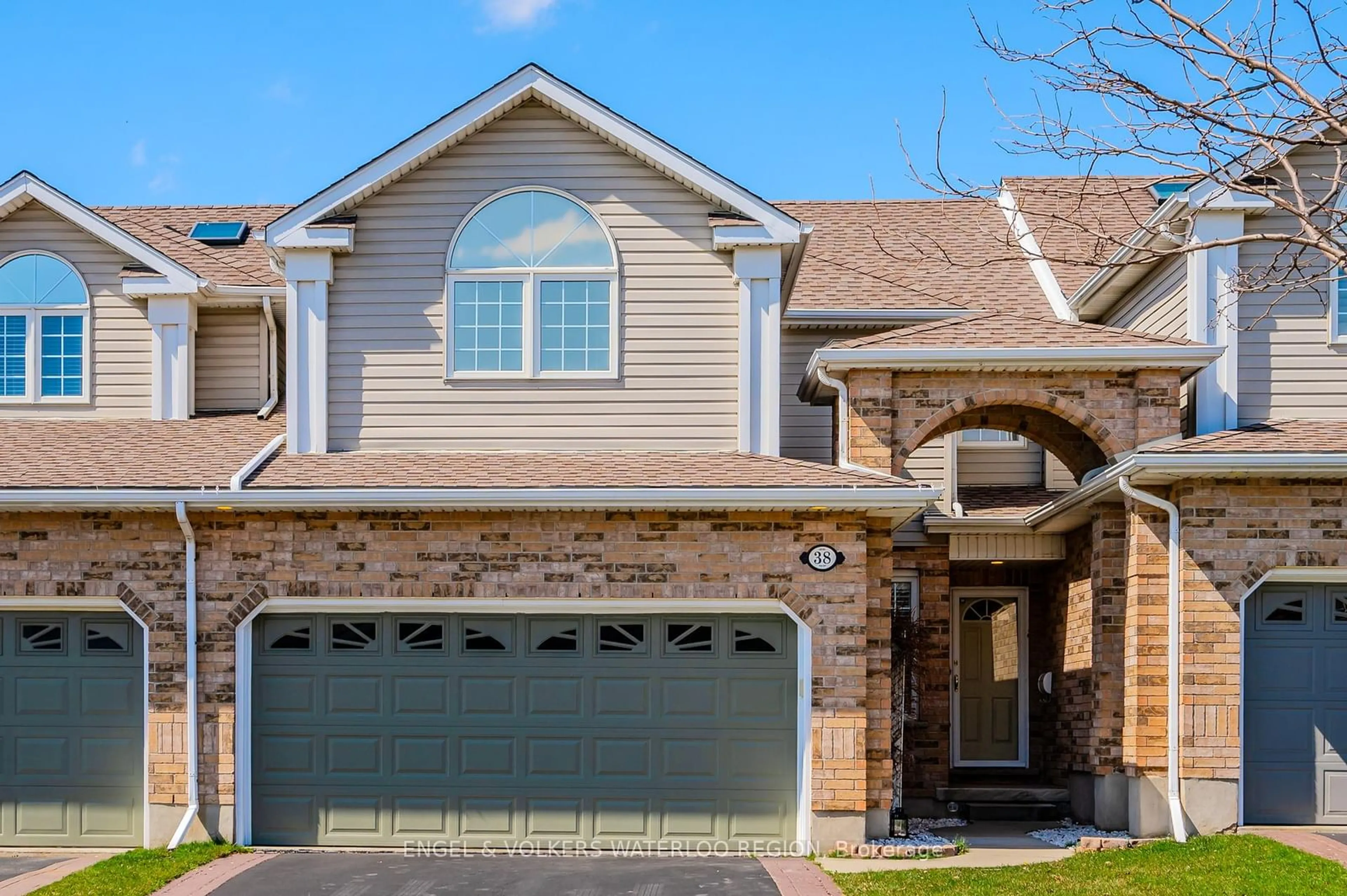 Home with brick exterior material, street for 38 Candle Cres, Kitchener Ontario N2P 2K7