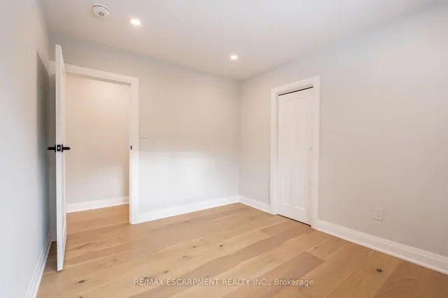 Additional property image - 11 James St