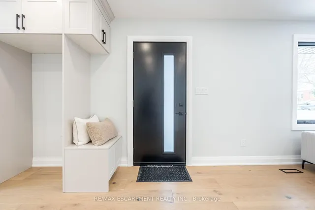 Additional property image - 11 James St