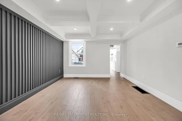 Additional property image - 117 Rosslyn Ave