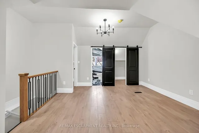 Additional property image - 117 Rosslyn Ave