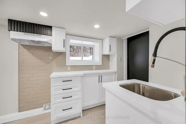 Property image - 117 Rosslyn Ave