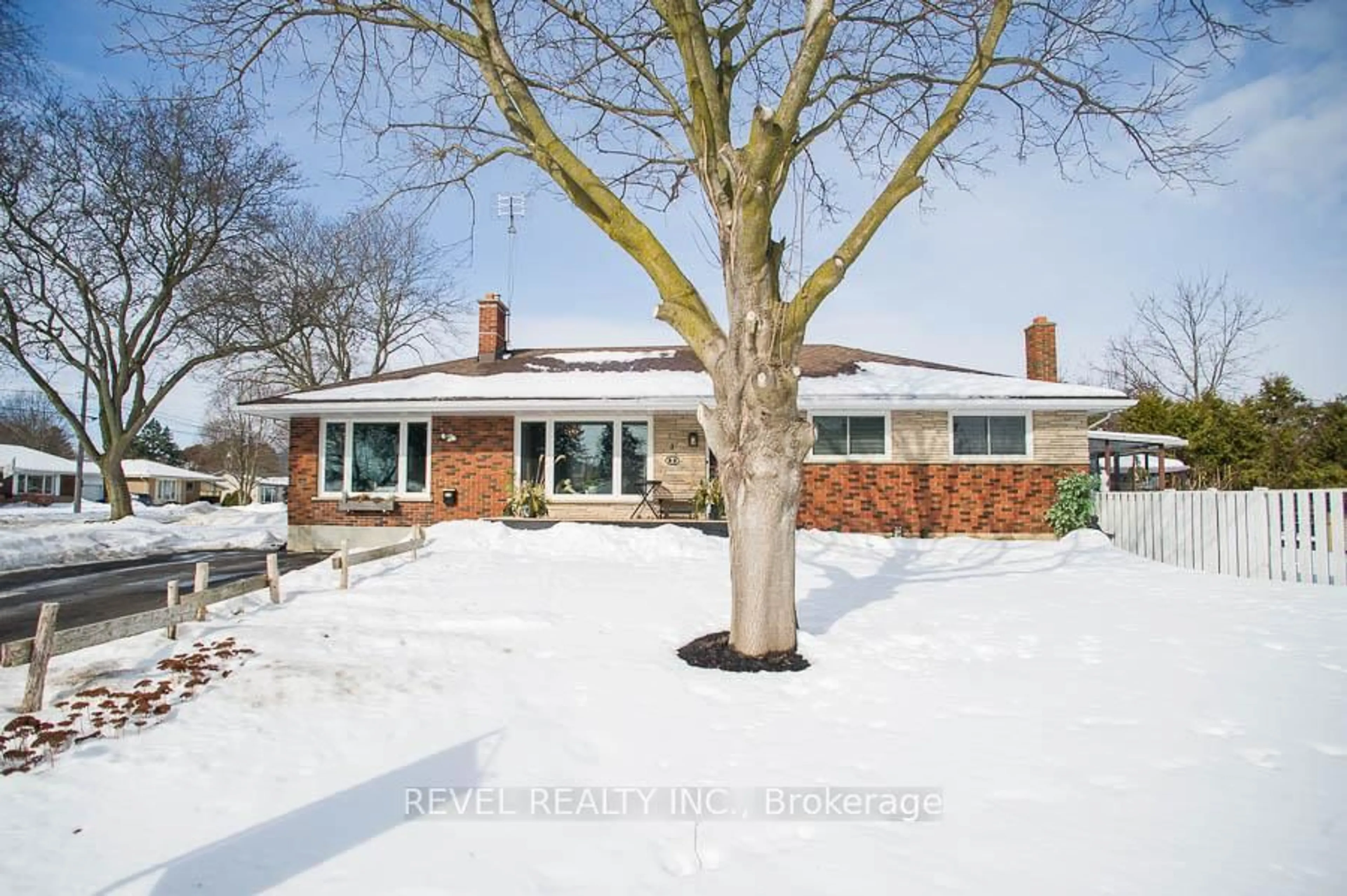 Home with brick exterior material, street for 3 Joysey St, Brantford Ontario N3R 2R7