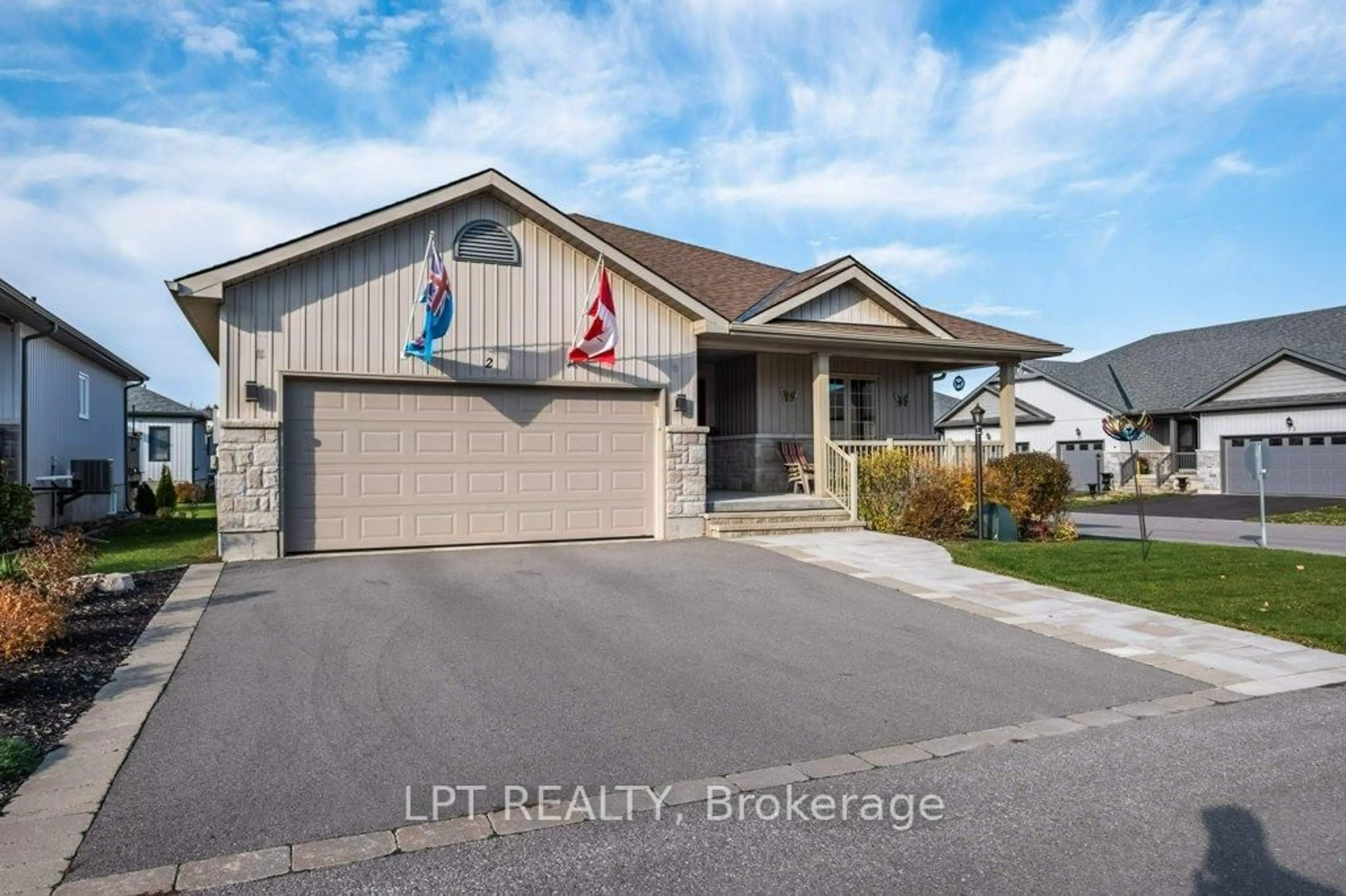 Indoor garage for 2 Merrill Dr, Prince Edward County Ontario K0K 3L0