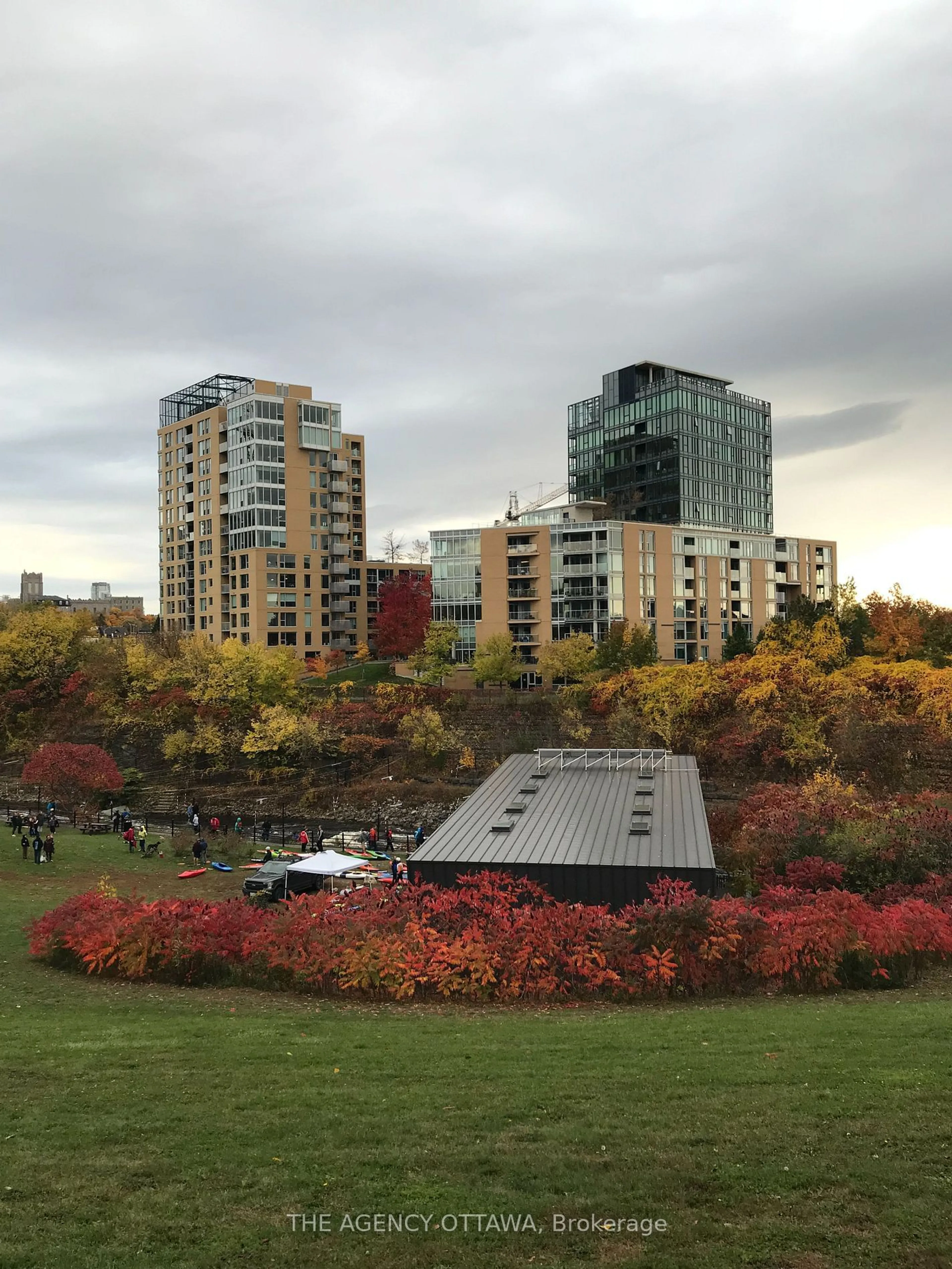 A pic from outside/outdoor area/front of a property/back of a property/a pic from drone, city buildings view from balcony for 250 Lett St #621, West Centre Town Ontario K1R 0A8