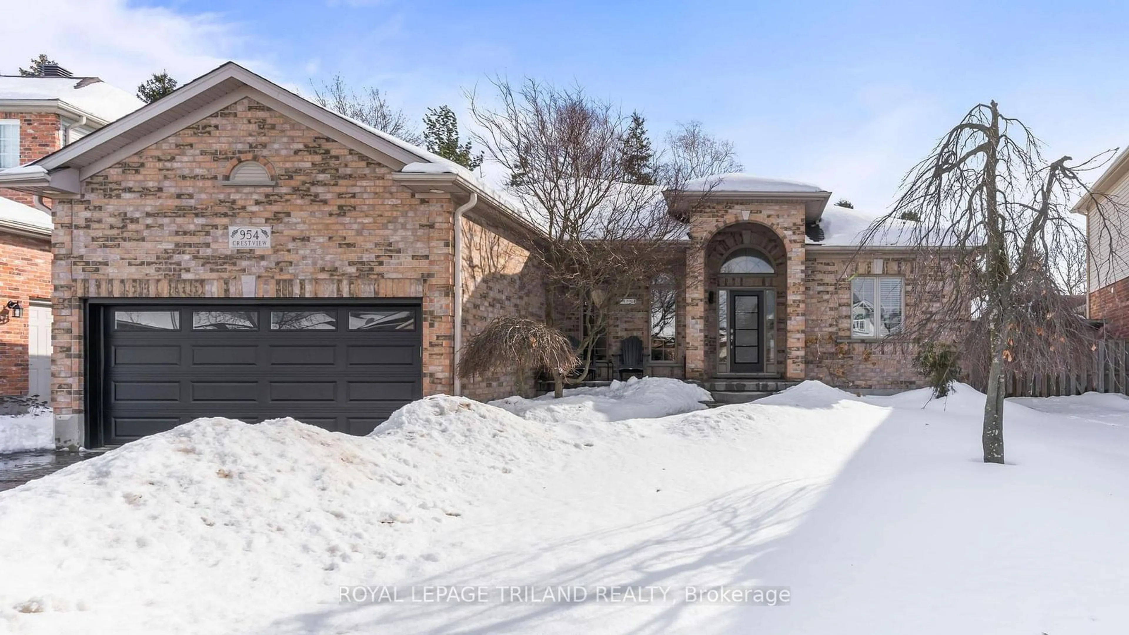 Home with brick exterior material, street for 954 Crestview Cres, London Ontario N6K 4W2