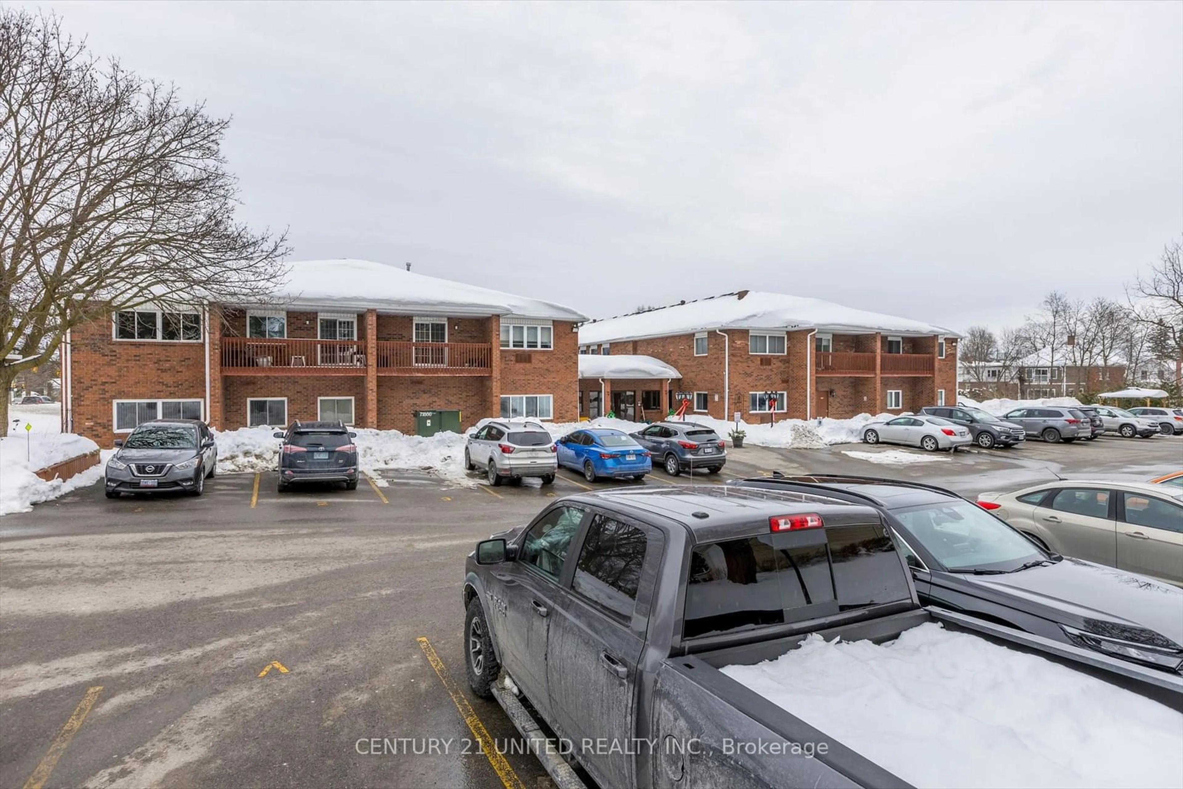 A pic from outside/outdoor area/front of a property/back of a property/a pic from drone, unknown for 475 Parkhill Rd #210, Peterborough Ontario K9H 7M5