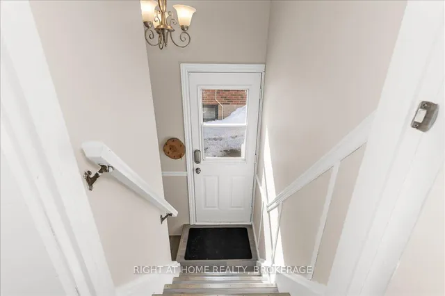 Additional image 17 of 392 East 43rd St