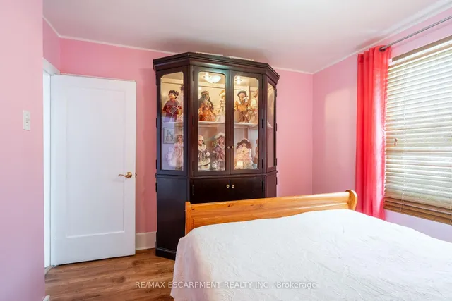 Additional property image - 119 East 17th St