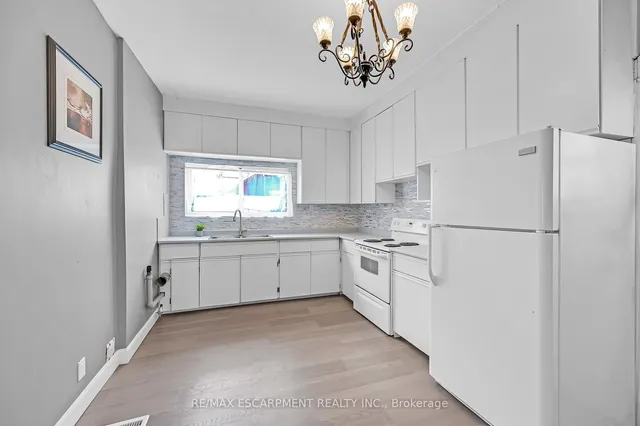 Additional property image - 20 Mayflower Ave