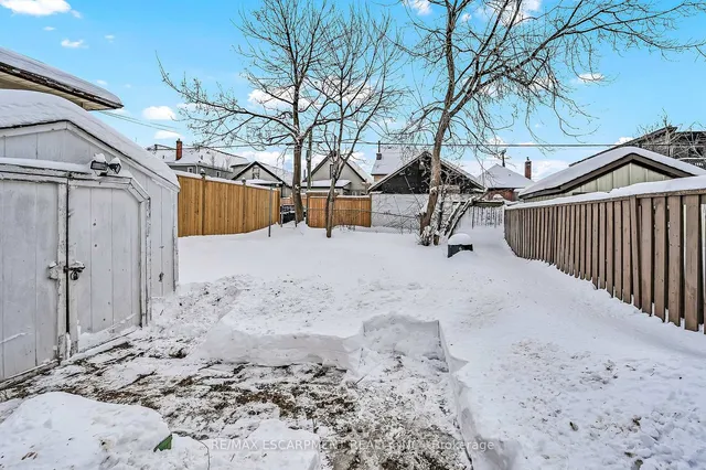 Additional property image - 20 Mayflower Ave