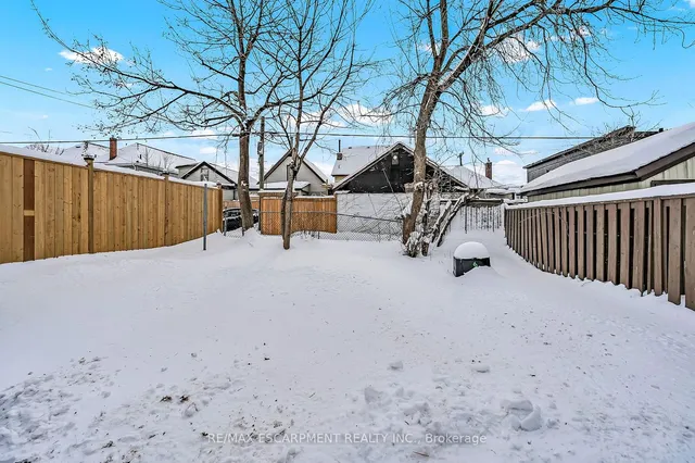 Additional property image - 20 Mayflower Ave