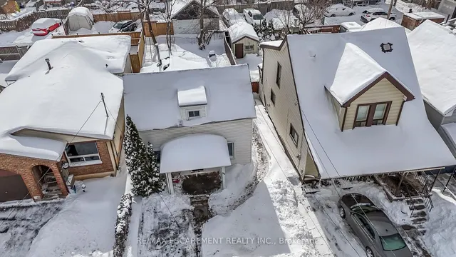 Additional property image - 20 Mayflower Ave