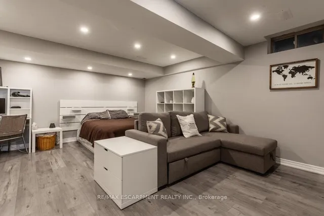Additional property image - 74 Edenrock Dr