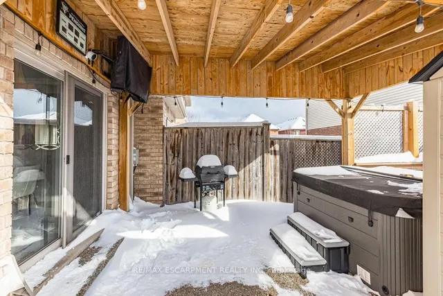 Additional property image - 74 Edenrock Dr