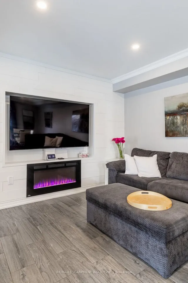 Additional property image - 74 Edenrock Dr