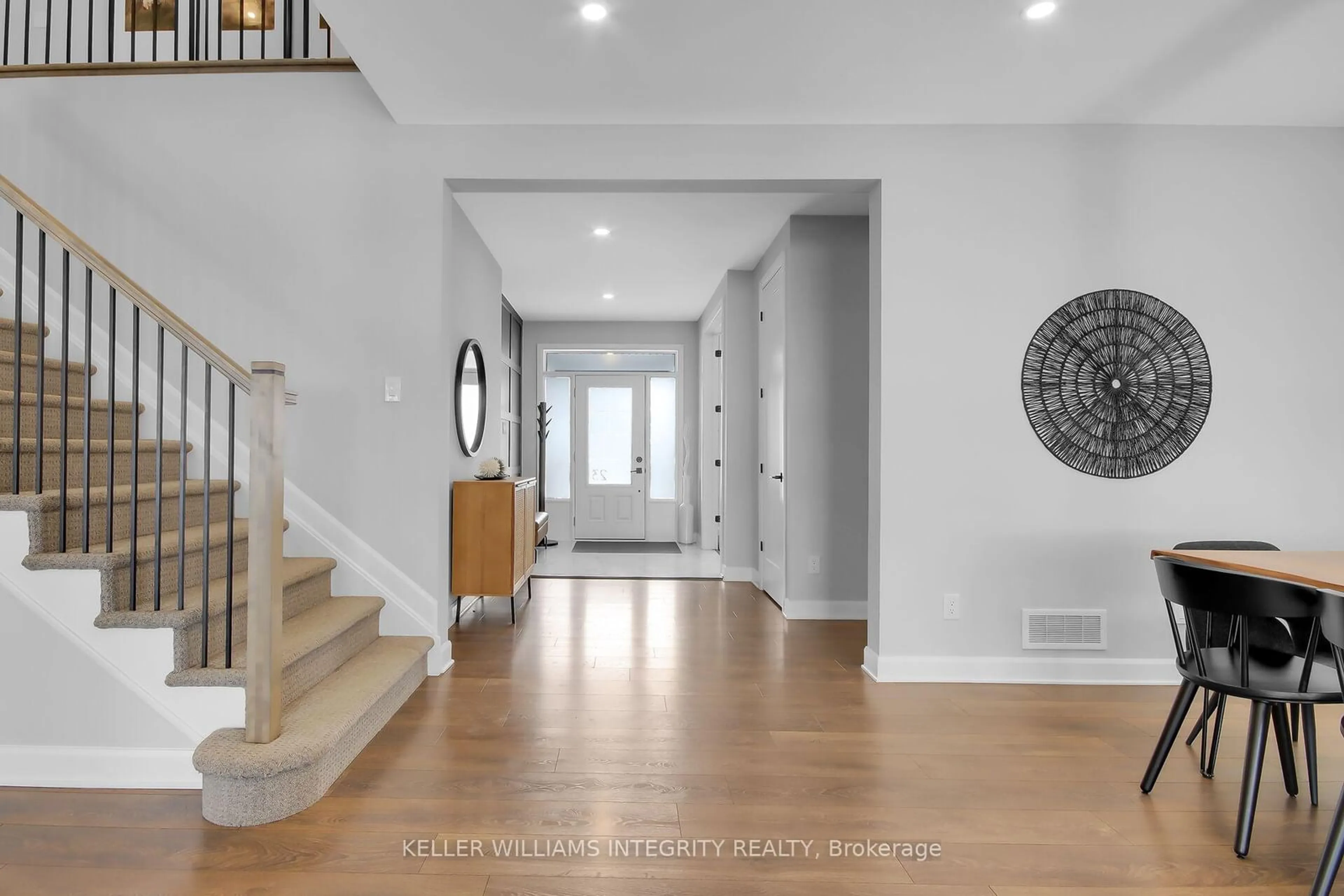 Indoor entryway for 23 Aura Ave, Barrhaven Ontario K2J 6S1