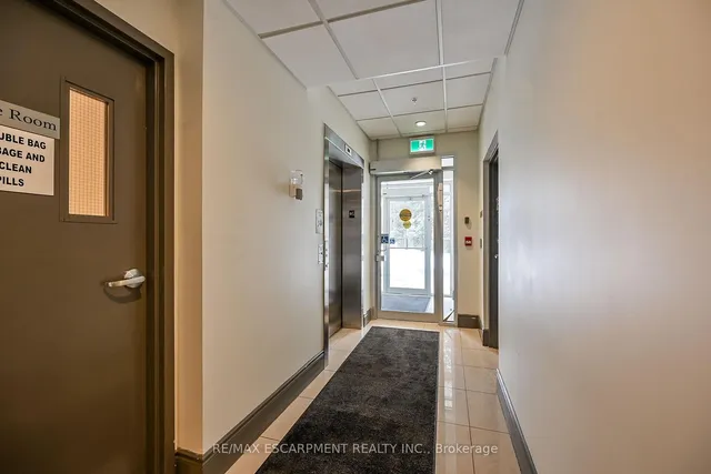 Additional property image - 95 Wilson St Unit 101