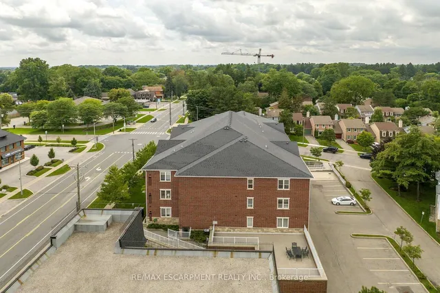 Additional property image - 95 Wilson St Unit 101