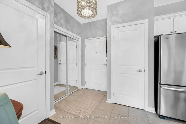 Additional property image - 95 Wilson St Unit 101