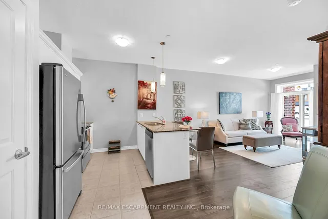 Additional property image - 95 Wilson St Unit 101