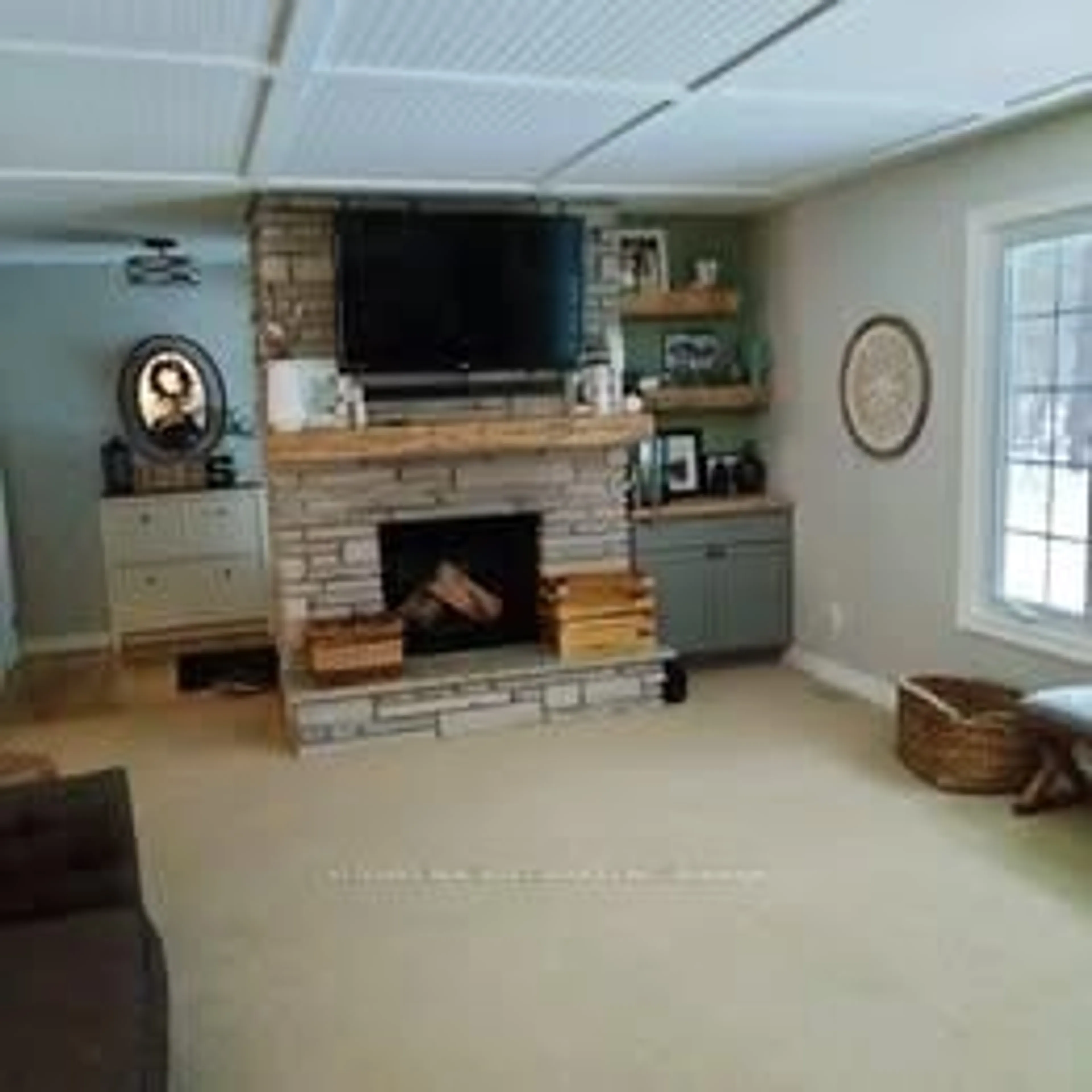 Living room with furniture, unknown for 9885 Parkview Cres, Lambton Shores Ontario N0M 1T0