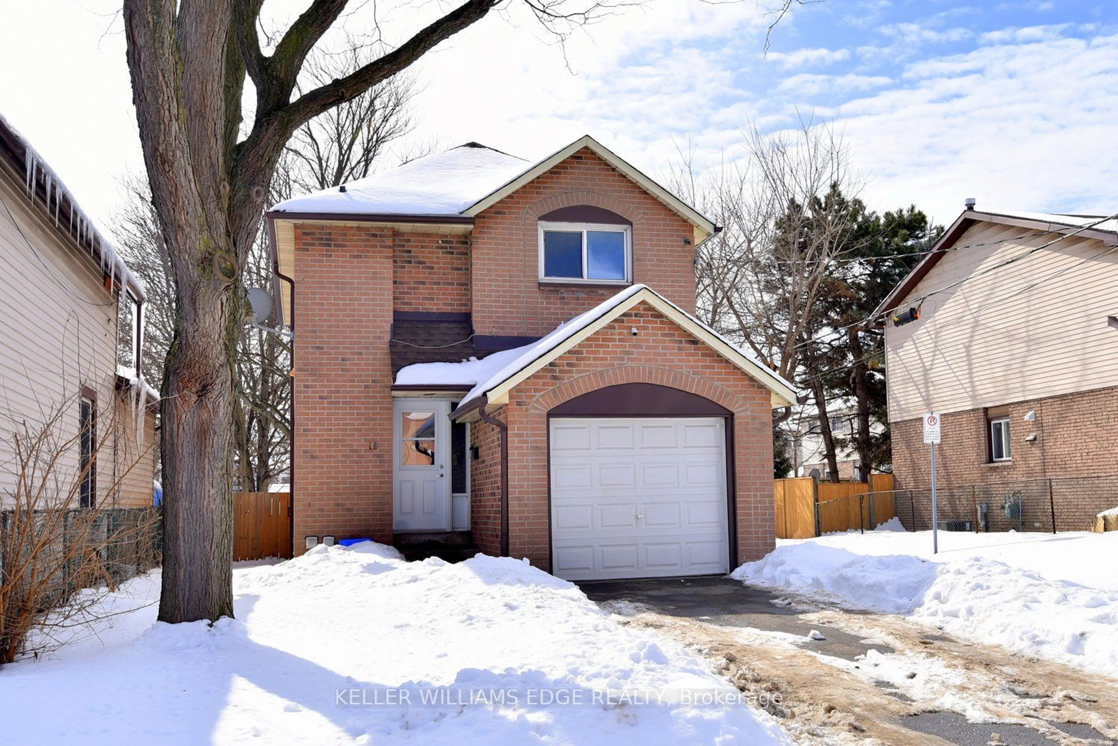 Home with brick exterior material, street for 16 Simcoe St, Hamilton Ontario L8L 3M9