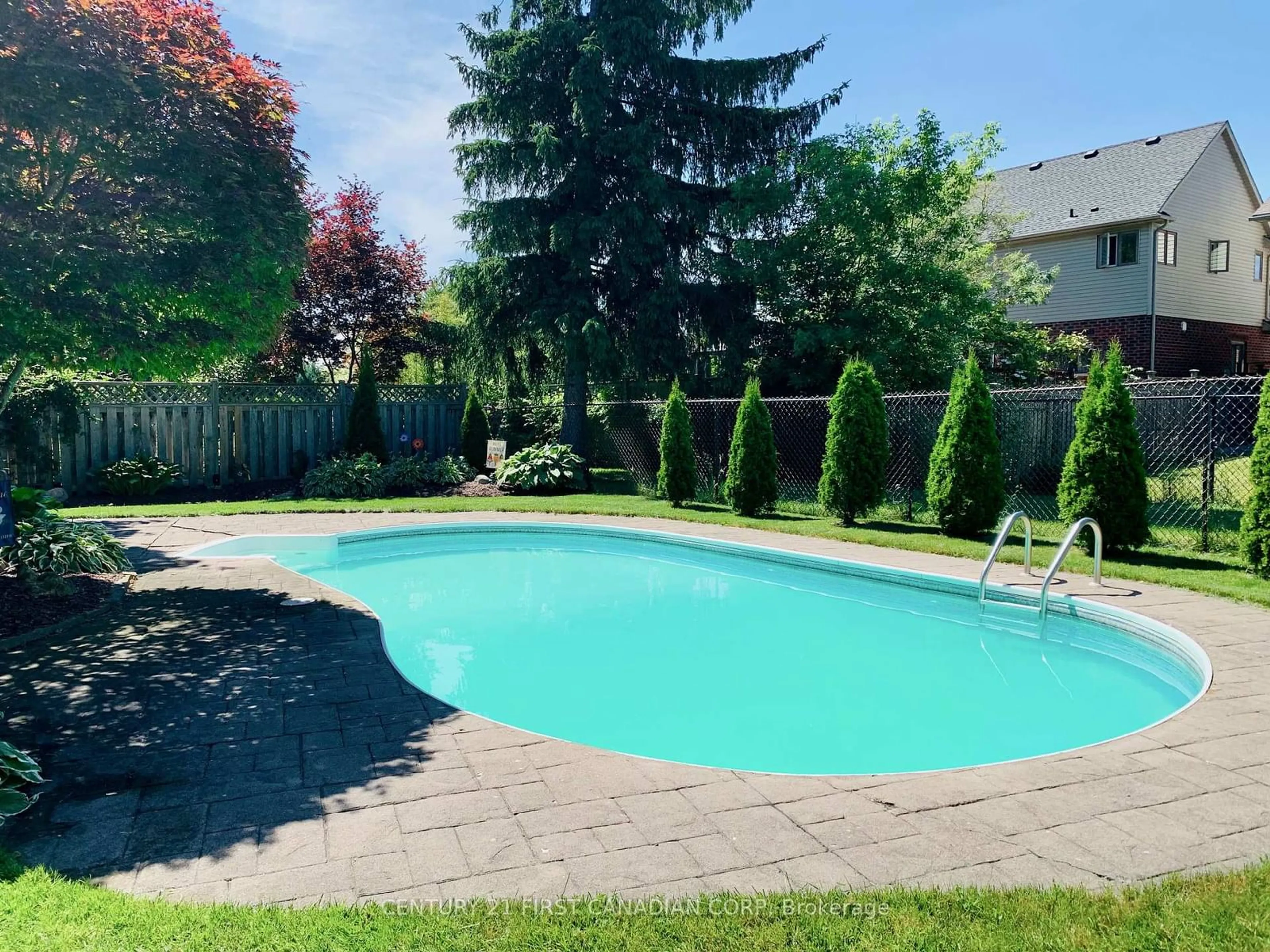 Pool for 1697 Phillbrook Cres, London Ontario N5X 2Z4