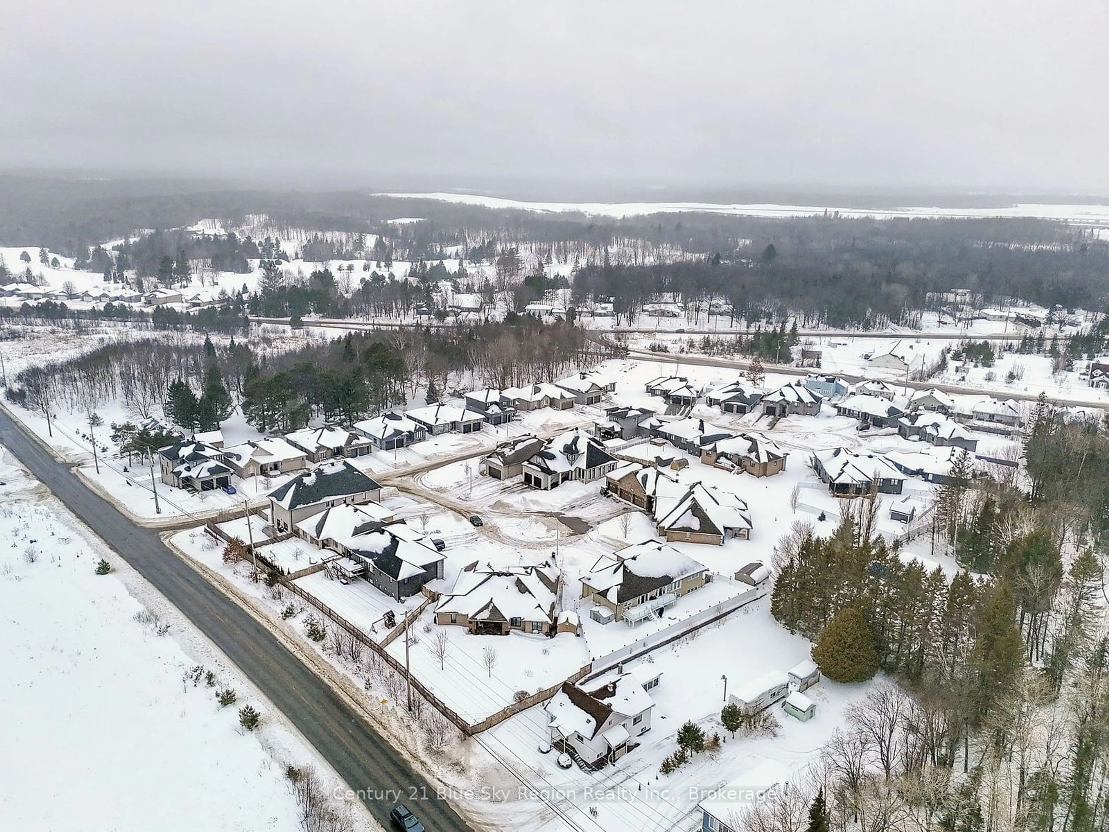 A pic from outside/outdoor area/front of a property/back of a property/a pic from drone, unknown for 17 Zephyr Hts, North Bay Ontario P1A 0E9