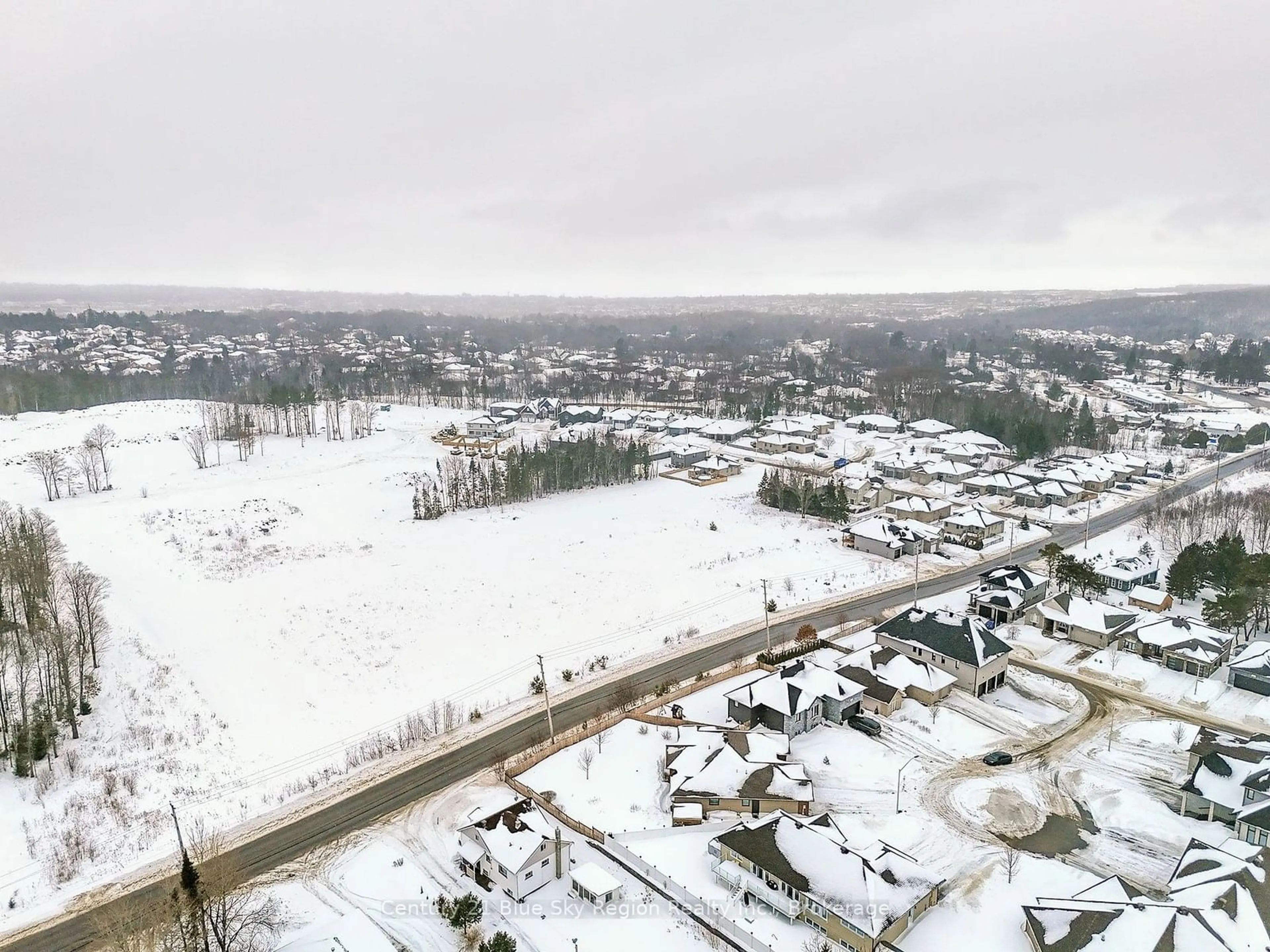 A pic from outside/outdoor area/front of a property/back of a property/a pic from drone, unknown for 17 Zephyr Hts, North Bay Ontario P1A 0E9