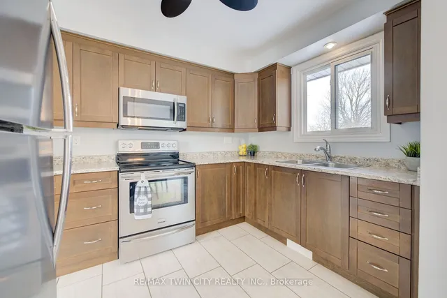 Additional property image - 8 Inadale Crt