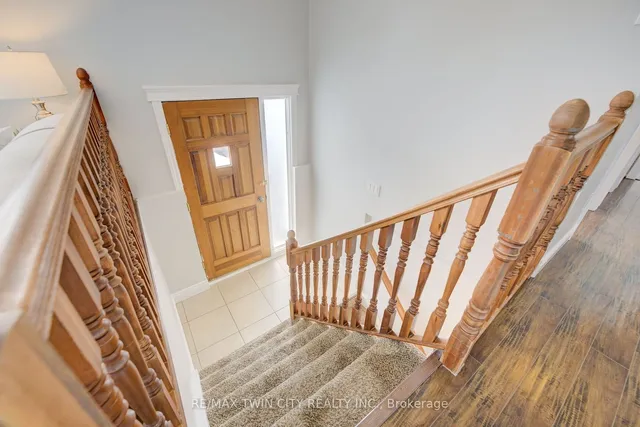 Additional property image - 8 Inadale Crt