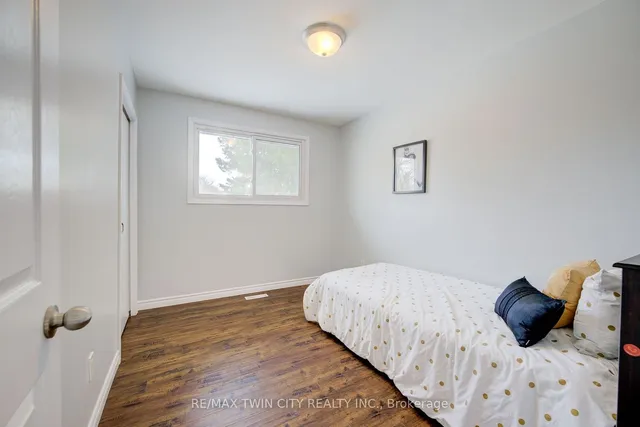 Additional property image - 8 Inadale Crt