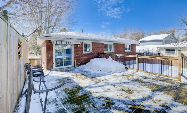 Additional property image - 8 Inadale Crt