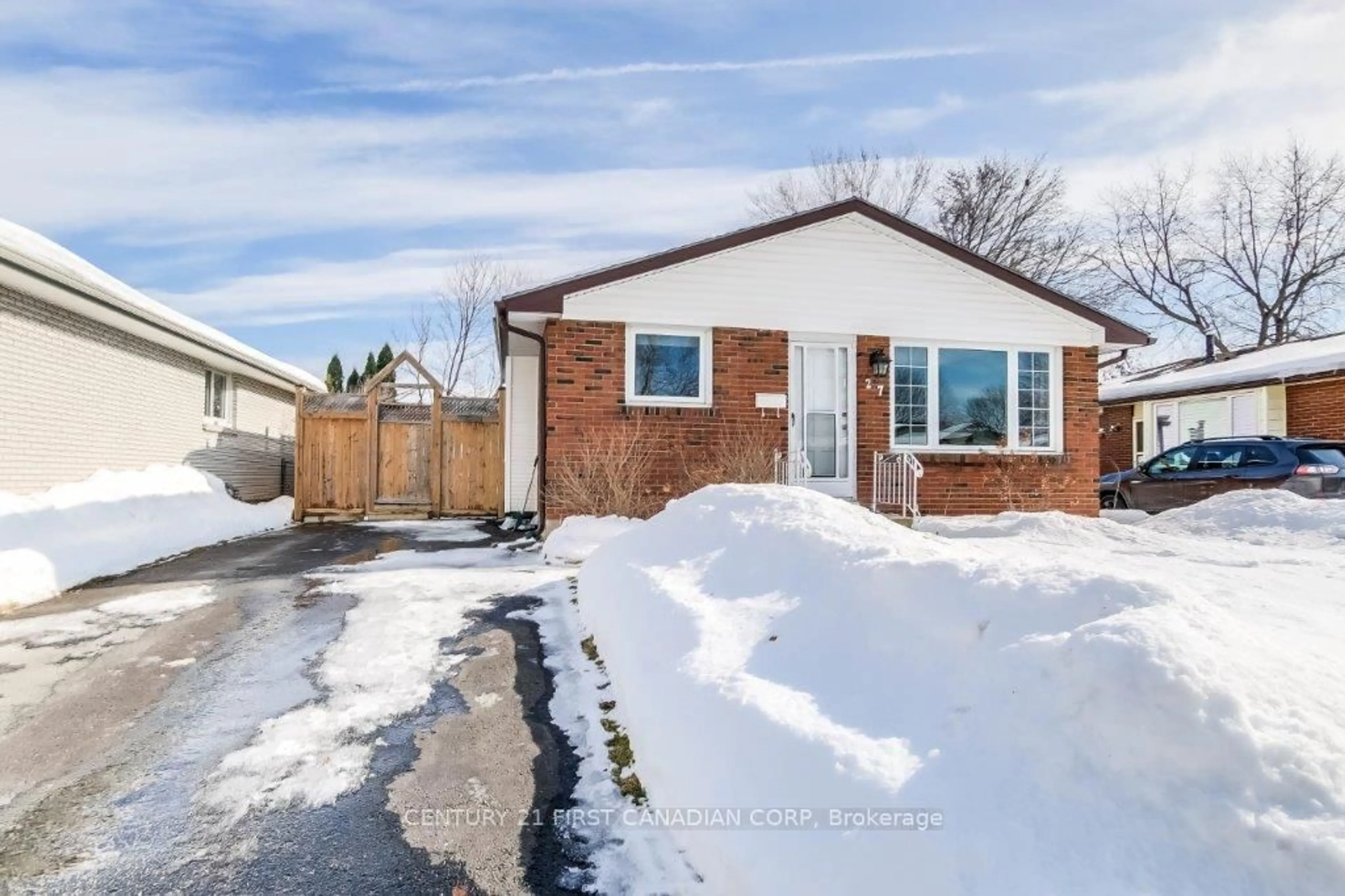 Home with brick exterior material, street for 27 Harding Cres, London Ontario N6E 1G2