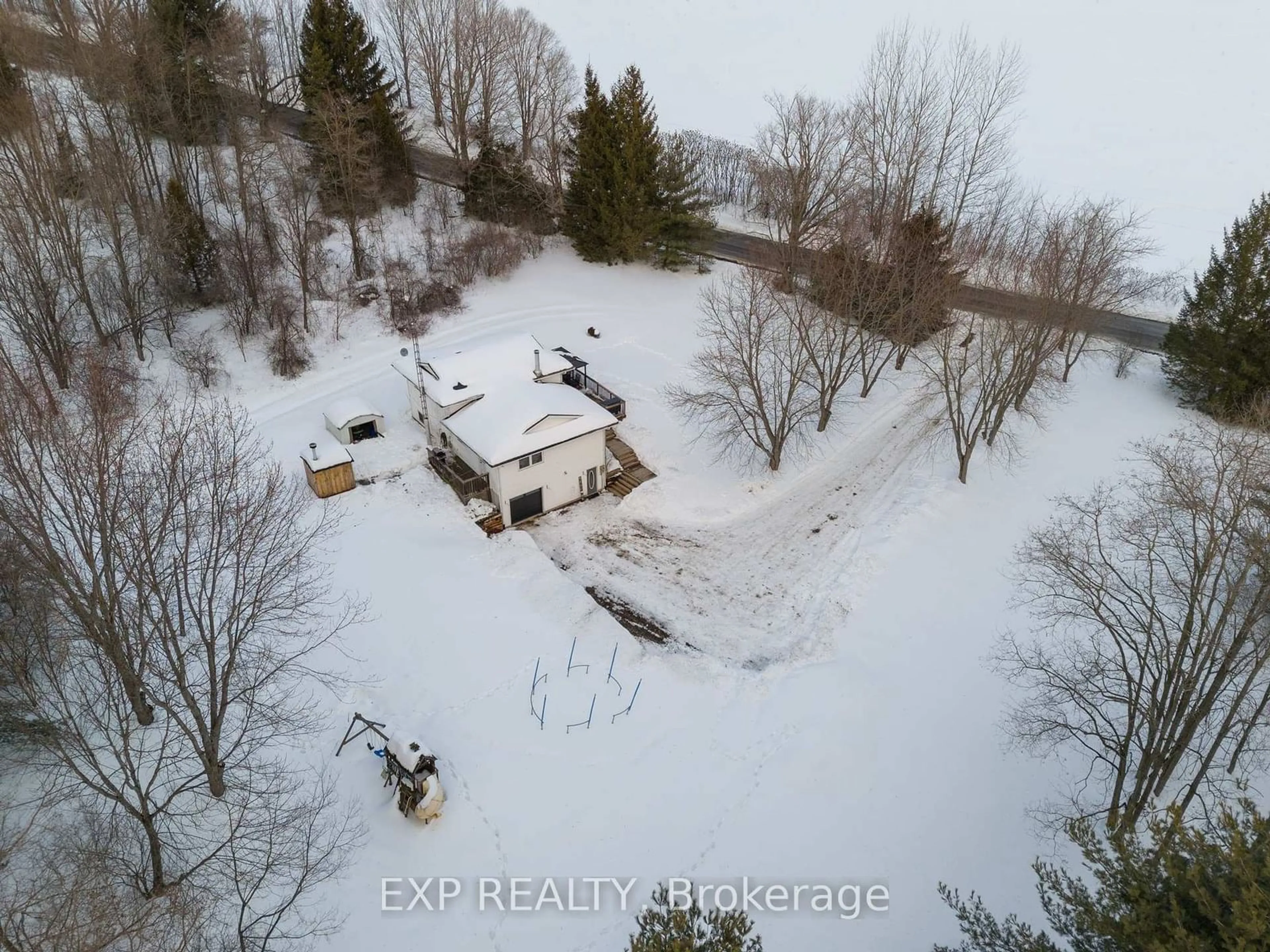 A pic from outside/outdoor area/front of a property/back of a property/a pic from drone, building for 228 Cowie Rd, Cramahe Ontario K0K 1S0