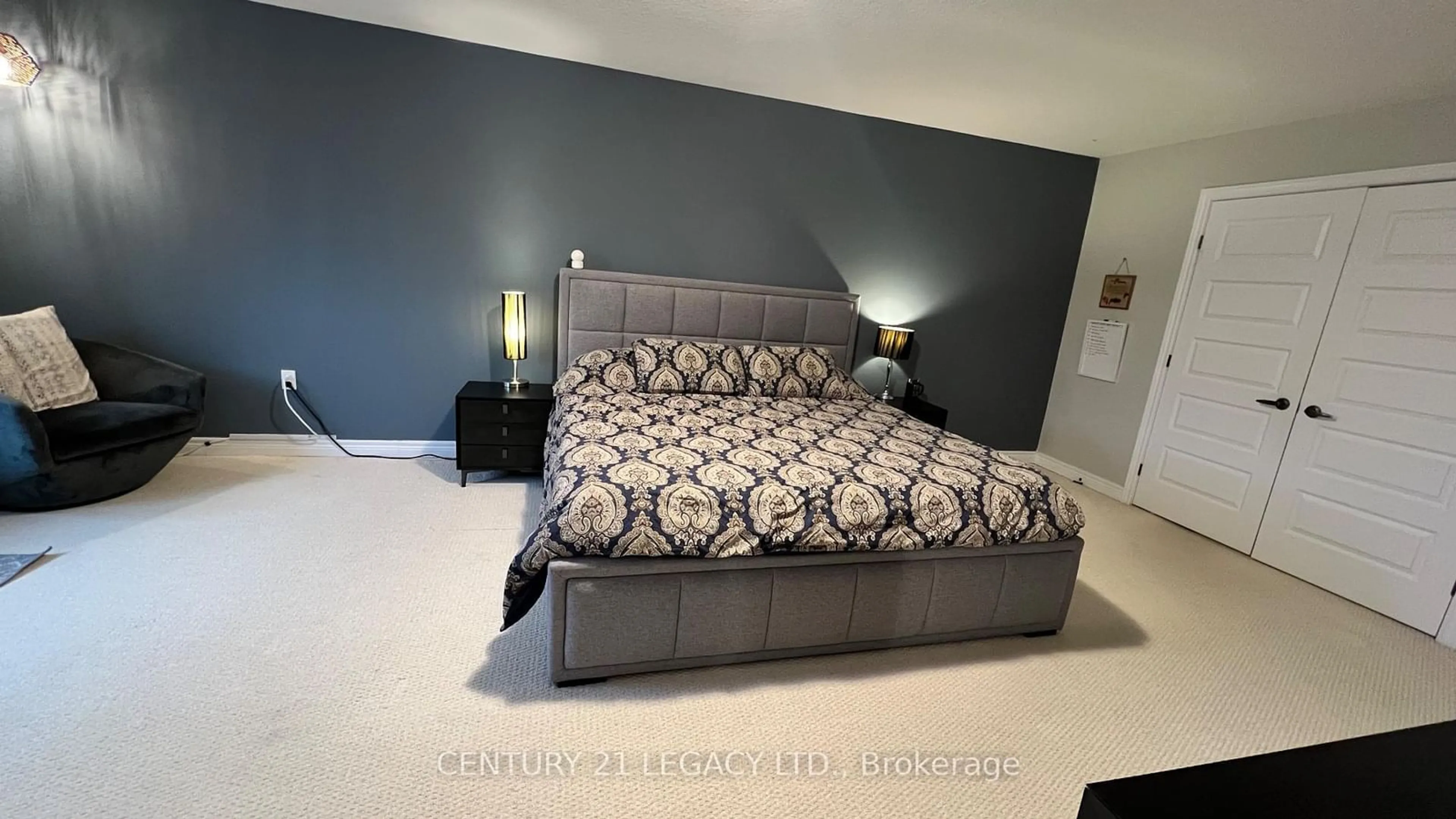 Bedroom with bed, unknown for 51 Fairgrounds Dr, Hamilton Ontario L0R 1C0