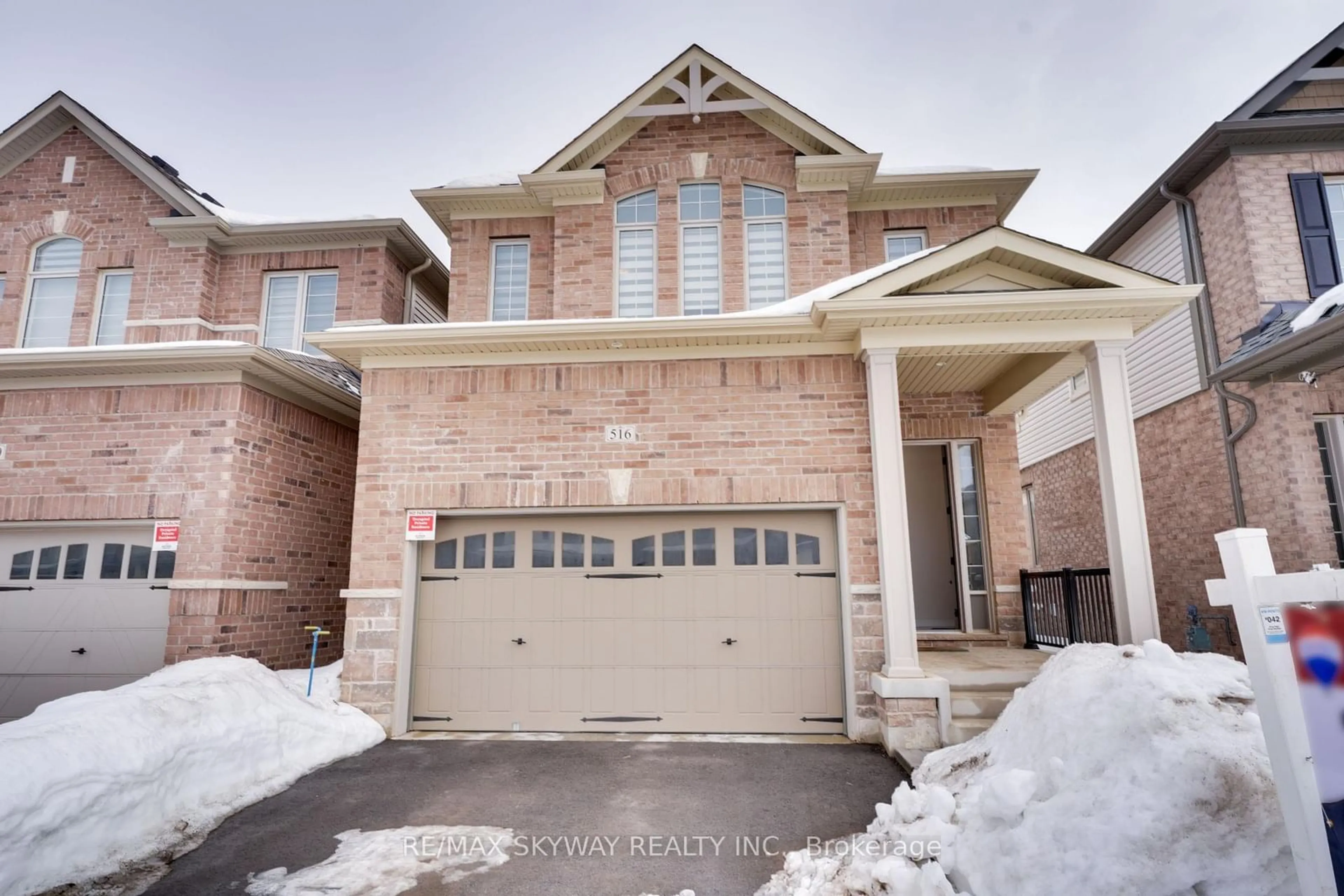 Home with brick exterior material, street for 516 Beckview Cres, Kitchener Ontario N4R 0R3