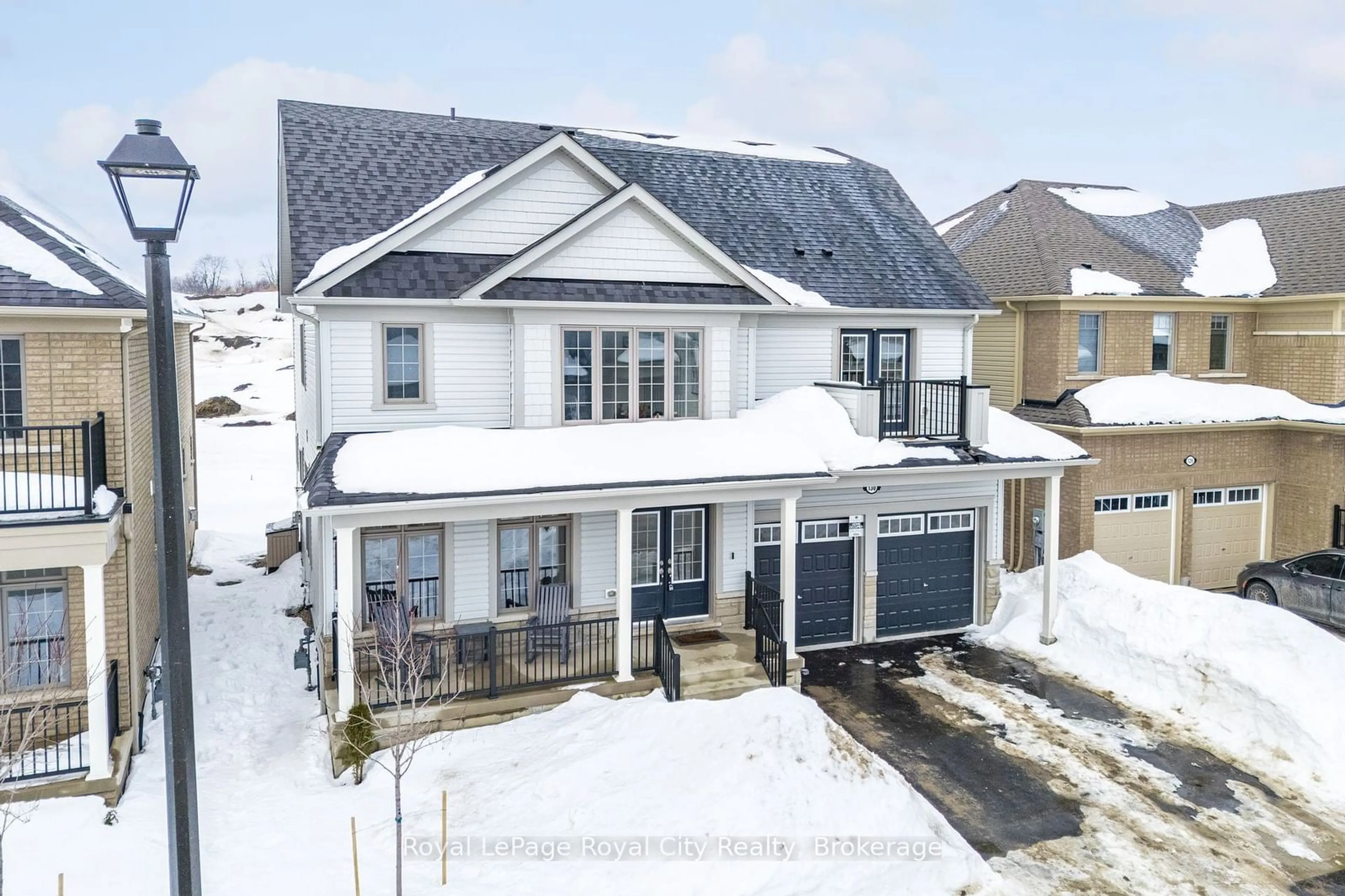 A pic from outside/outdoor area/front of a property/back of a property/a pic from drone, street for 130 Rea Dr, Centre Wellington Ontario N1M 0J8