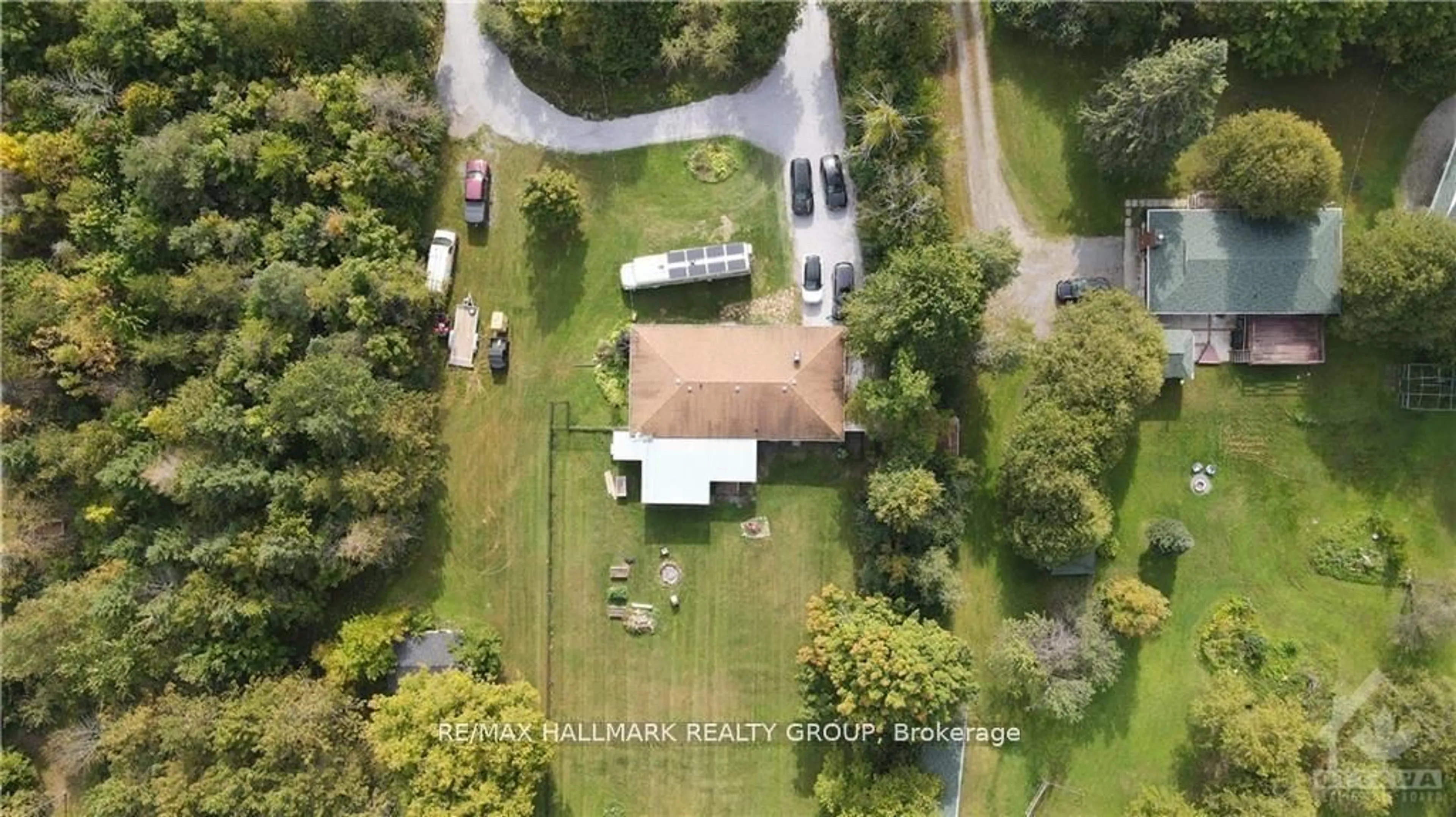 A pic from outside/outdoor area/front of a property/back of a property/a pic from drone, street for 3161 Mackey Rd, Manotick - Kars - Rideau Twp and Area Ontario K0A 2T0