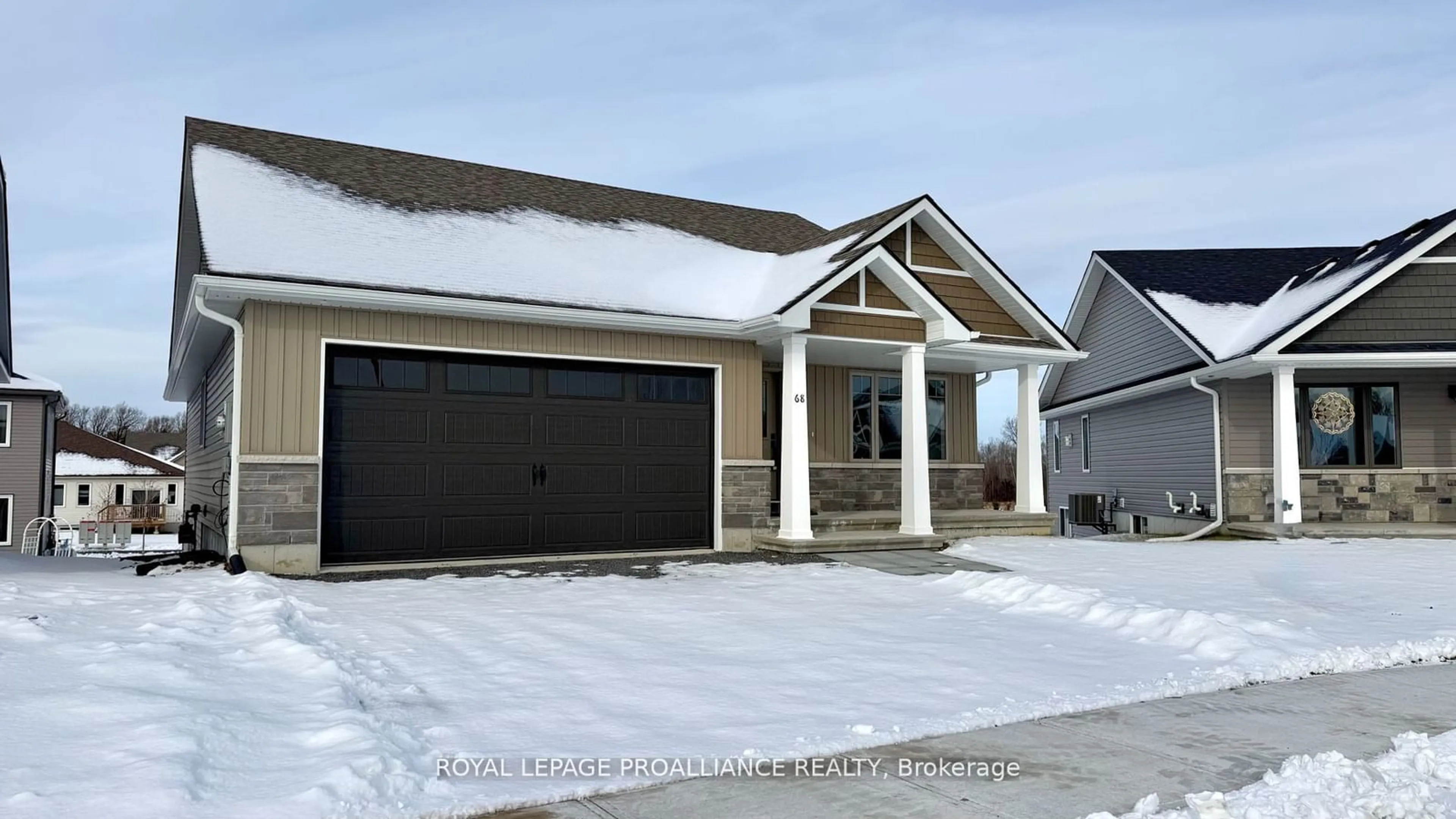 Indoor garage for 72 Stirling Cres, Prince Edward County Ontario K0K 2T0