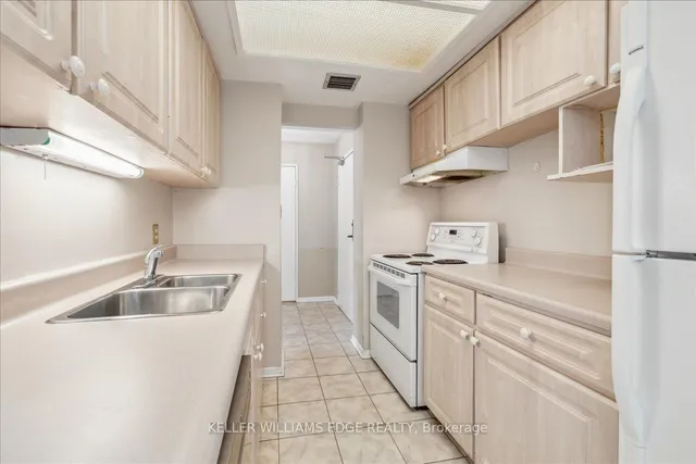 Additional property image - 120 Duke St Unit 1204