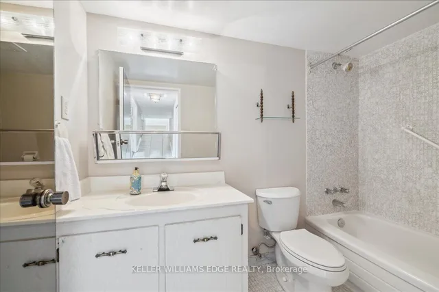 Additional property image - 120 Duke St Unit 1204