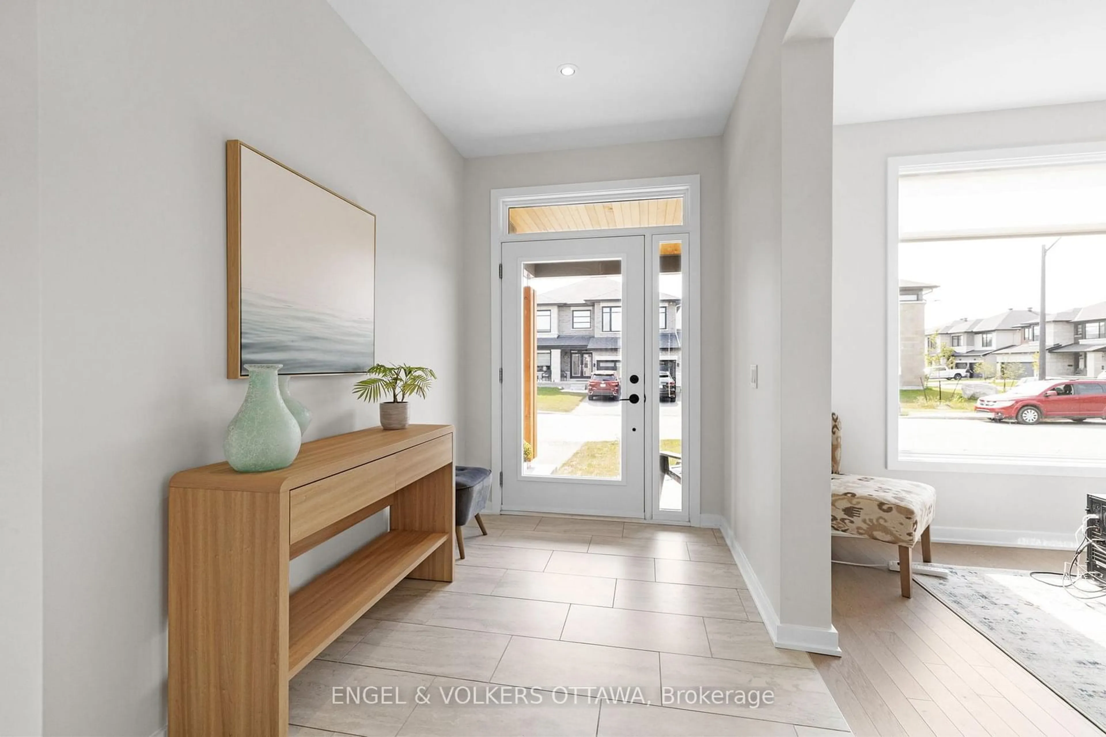 Indoor entryway for 126 Orchestra Way, Blossom Park - Airport and Area Ontario K4M 0R5