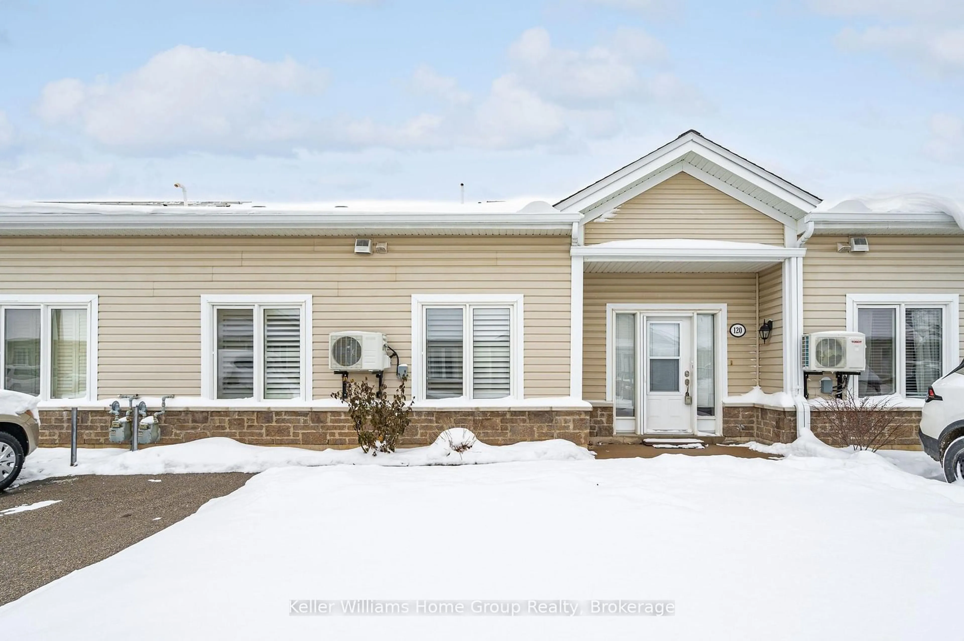 Home with vinyl exterior material, street for 760 WOODHILL Dr #120, Centre Wellington Ontario N1M 3W5